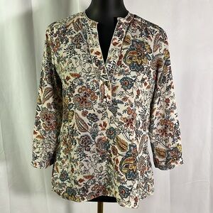 Zara Basic Ivory Multicolor Floral Print 3/4 Length V-Neck Blouse